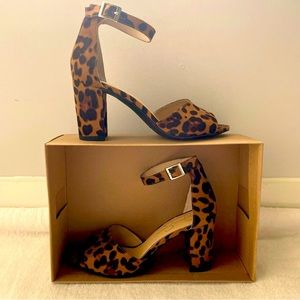 Jessica Simpson Women Leopard Print Heels